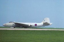 Original colour slide Canberra PR.9 XH168 of 39 Sqdn. Royal Air Force