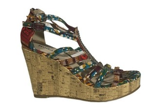 mudd wedge sandals