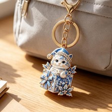 Cute Cat Keychain Gift Box Car Bag Charm Christmas New Year Pendant Jewelry