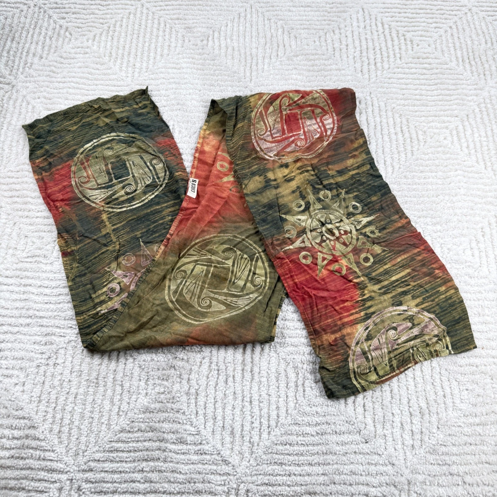 Chico's Scarf Red Green Gold Celestial Tribal Sun Batik Boho Tie Dye Boho Tribal