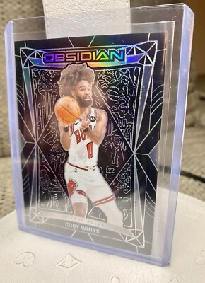 Panini Obsidian 23-24 Coby White Bulls #41 - NEW