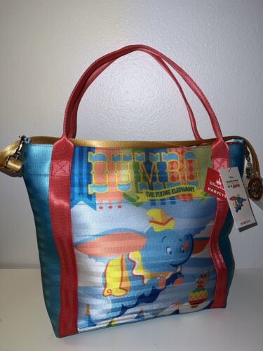 NWT Harvey's Bag Dumbo Disney D23 Expo 2022 Exclusive!  Sold Out!! - Afbeelding 1 van 5