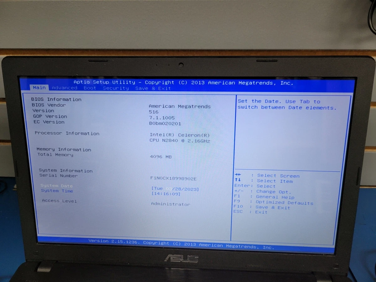 Asus X551M Laptop Intel Celeron N2840 4GB RAM 250 SSD Windows 10.
