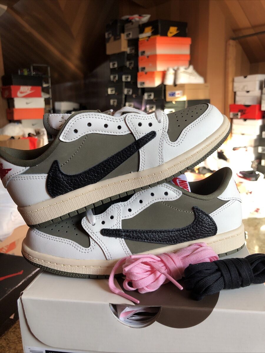Travis Scott x Air Jordan 1 OG SP Low Medium Olive 2024 Travis Scott x Air Jordan 1 OG SP Low Medium Olive 2024