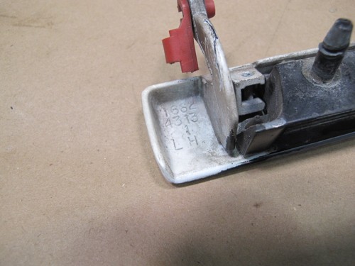 🥇93-02 PONTIAC FIREBIRD SET OF 2 LEFT & RIGHT EXTERIOR DOOR HANDLE WHITE OEM - Picture 7 of 14
