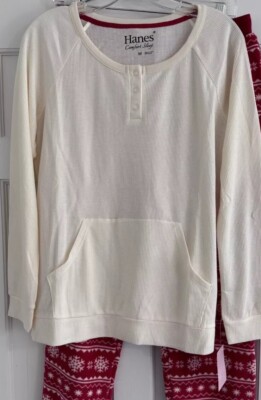 Hanes Comfort sleep Pajamas Reg. Size MEDIUM NWT HOLIDAY SNOWFLAKE PRINT