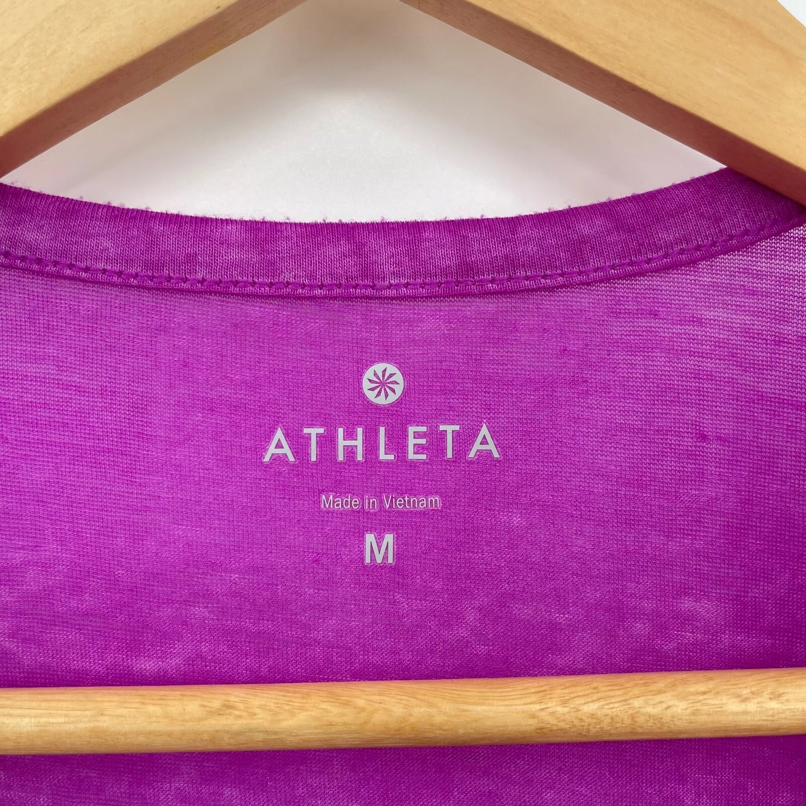 athleta scoop neck thin athletic casual shirt