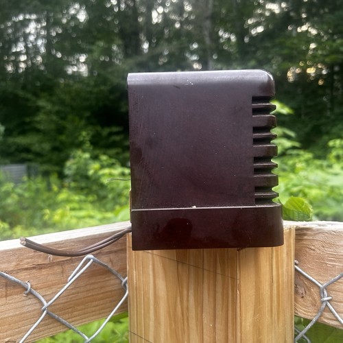 Vtg RCA Model 9TX21 Bakelite Tabletop Tube AM Radio For Parts Or Restoration - Picture 4 of 12