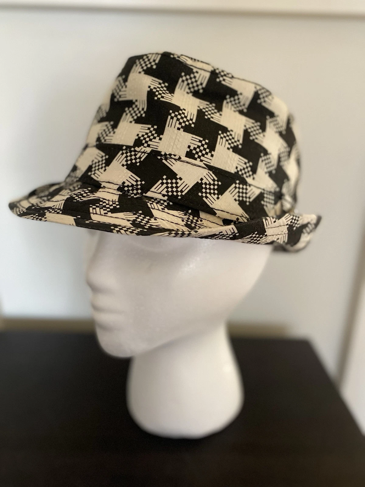 NWT GOORIN Fedora Bucket Houndstooth Hat Size Small Unisex Men's NOS 90s Vintage
