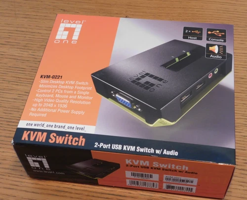 Level One KVM-0221 Commutateur 2 ports USB avec audio LEVELone CD +CABLE KVM0221