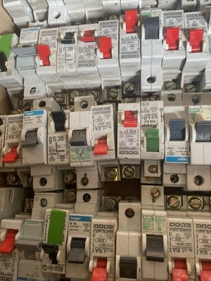 Kopp,Hager.. Leitungsschutzschalter - Sicherungsautomat - 12A 16 A 32A 50 Stück