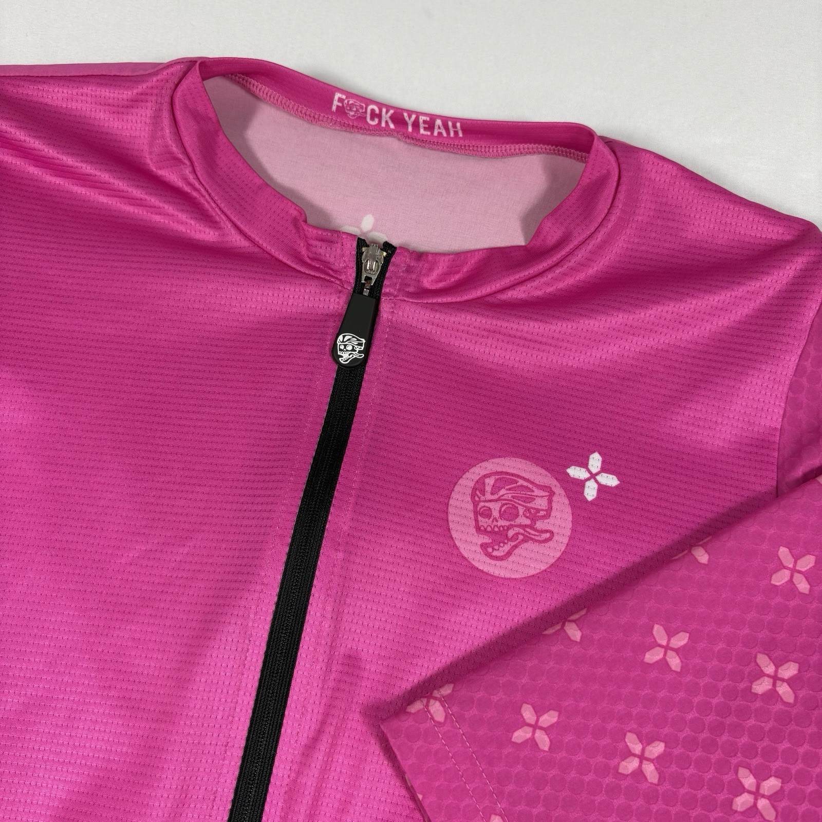 Camiseta deportiva de ciclismo Attaquer Race Ultra+ grande para hombre cremallera completa manga corta rosa calavera