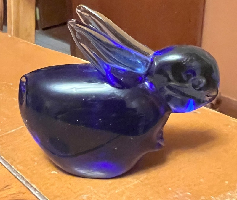 Vintage Oneida Cobalt Blue Rabbit Figure Hand Cut Blown 24% Lead Crystal
