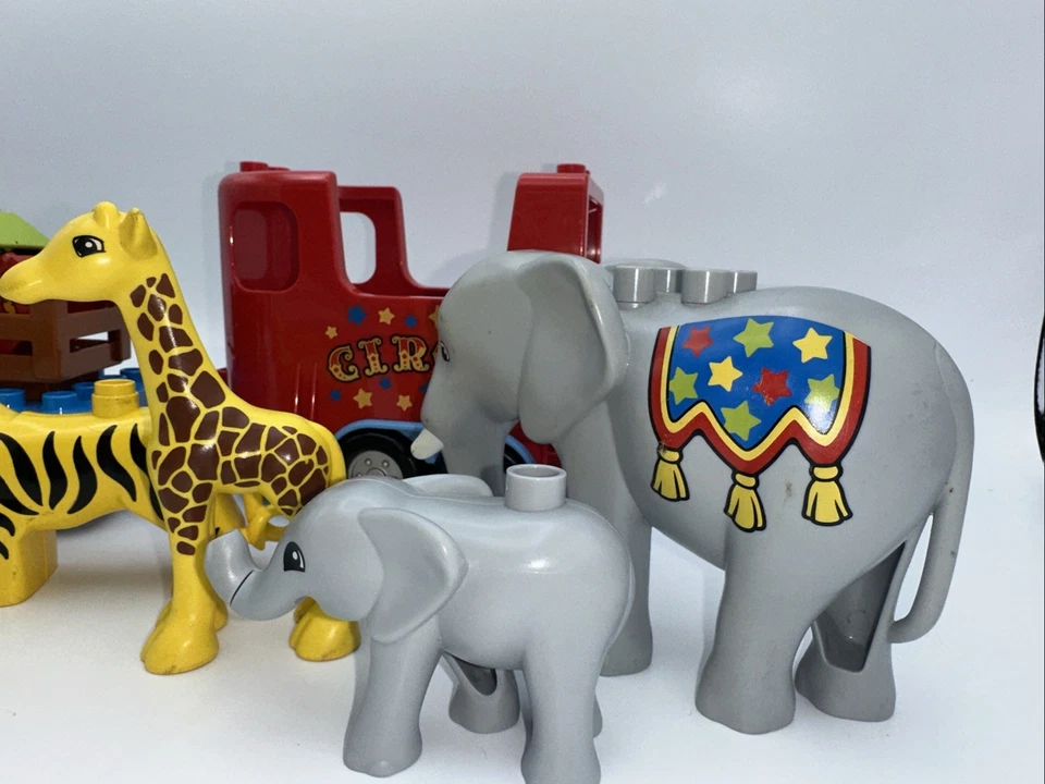 LEGO Duplo Circus Transport Driver Giraffe Jeep Truck Trailer Elephant Tiger - Image 4 of 4