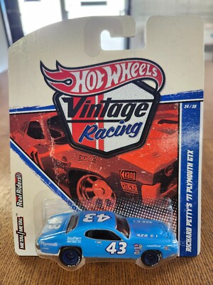 Hot Wheels ’71プリムスGTX ビンテージレーシング　R.ペティ s-l400.jpg