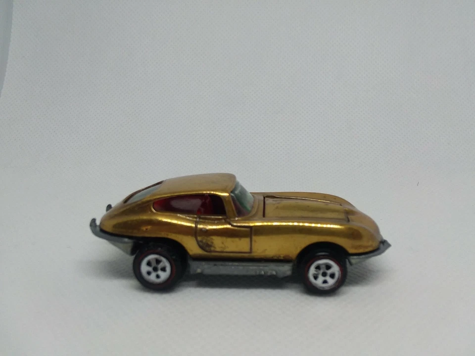 Jaguar personalizado Johnny Lightning XKE 1969 dourado fabricado nos Estados Unidos - Imagem 4 de 4