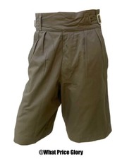 CLASSIC GURKHA SHORTS IN GREEN COTTON TWILL