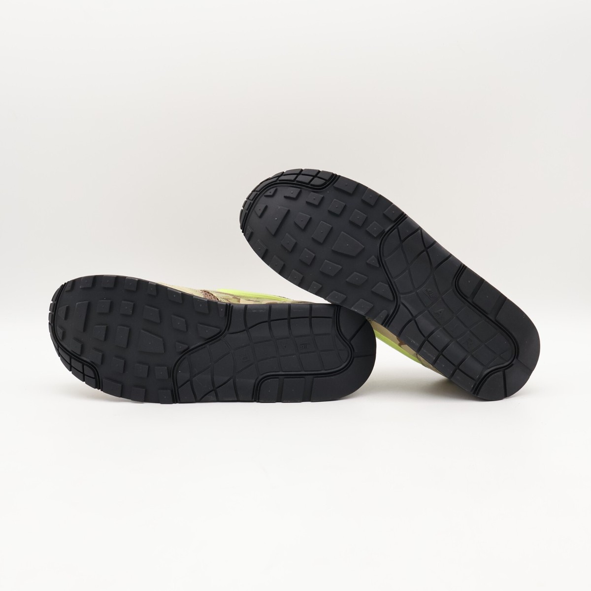 FN8358-200 Nike Air Max 1 '86 Camo and Light Lemon Twist FN8358-200 Nike Air Max 1 '86 Camo and Light Lemon Twist