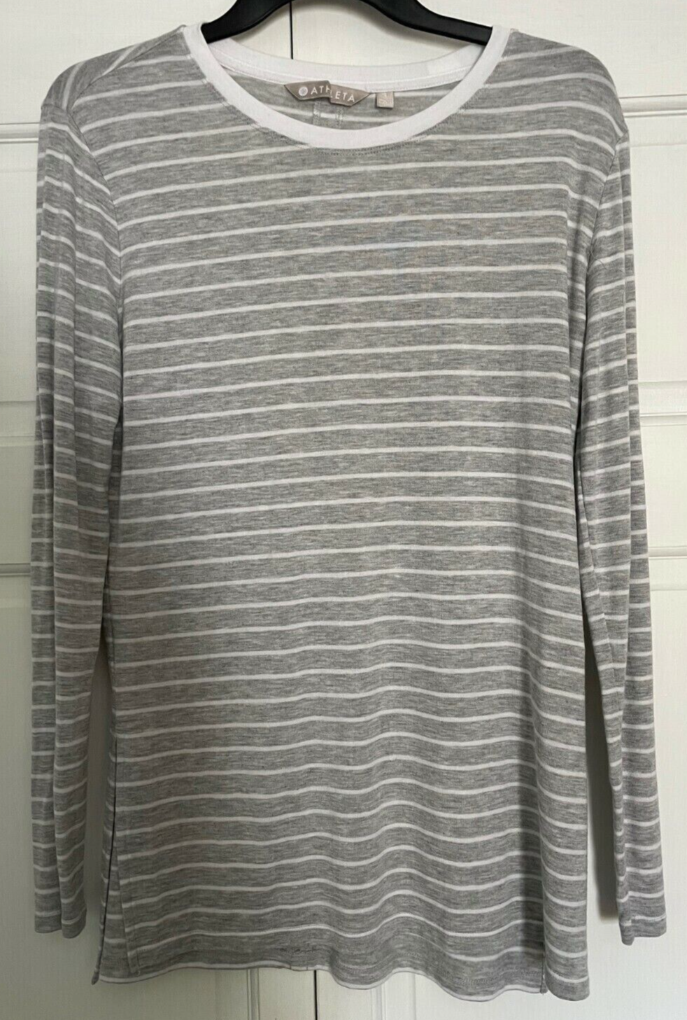 ATHLETA Stripe Threadlight Top Size Small Striped Long Sleeve Grey Heather Women