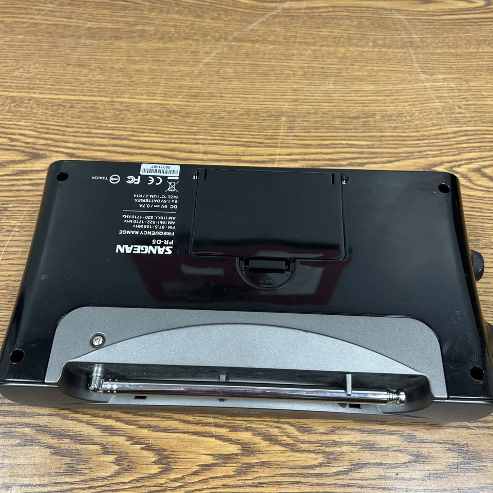 Receptor de radio estéreo Sangean PR-D5 FM AM negro doble altavoz despertador Foto 4 de 4