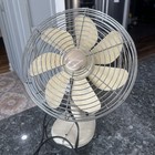 Hunter 11079 Metal Vintage Oscillating Fan 2 Speed - 7 Blades — photo 1