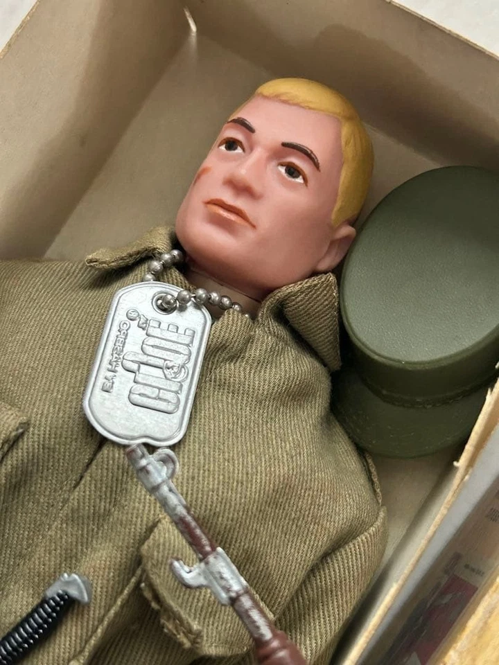 GI Joe Hasbro the 60s Action Soldier raro vintage usado com caixa Japão - Imagem 4 de 4