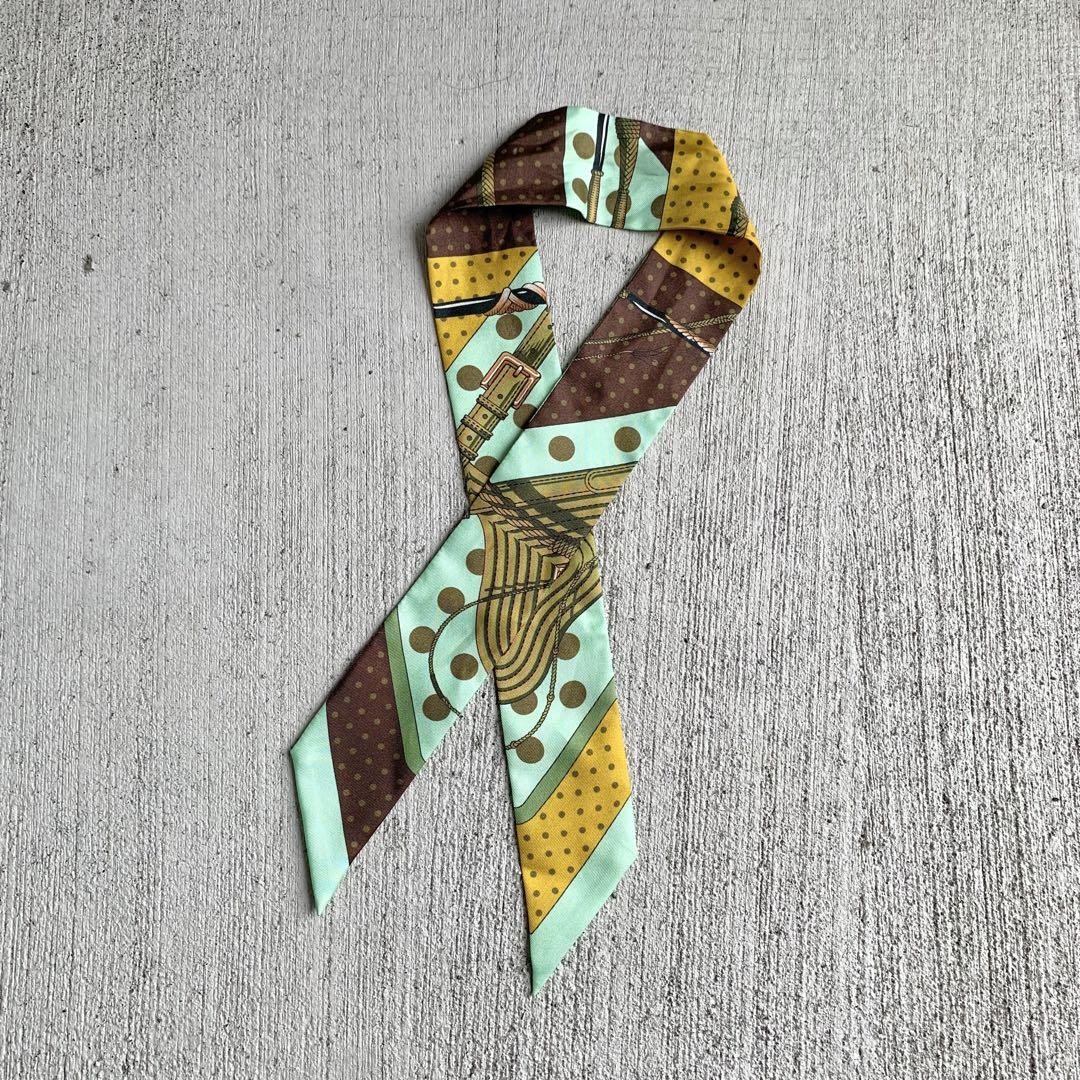 HERMES Green Silk Scarf Luxury Fashion Accessory