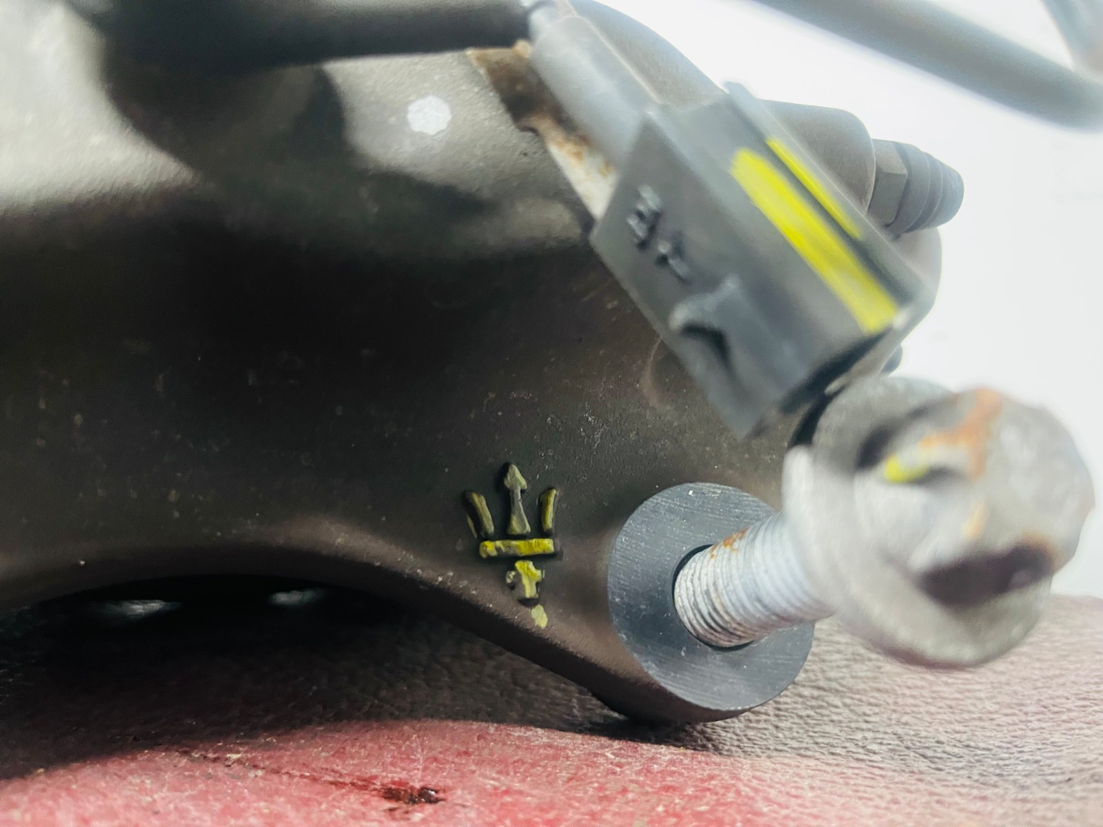 2015 MASERATI GHIBLI FRONT LEFT DRIVER SIDE BRAKE CALIPER OEM