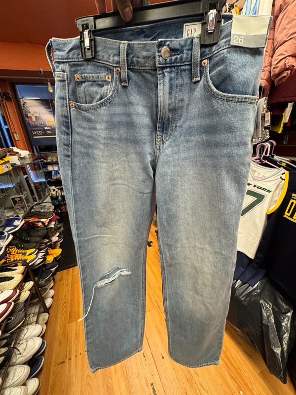 GAP JEANS WOMENS SIZE 26 SHORT BLUE DENIM DISTRESSED RIPPED KNEE STRAIGHT LEG