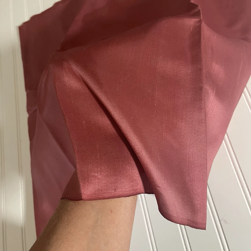 TELA SEDA GRANATE CLARO 2 yardas x 22 pulgadas de ancho o 72 pulgadas x 22 de ancho Foto 4 de 4