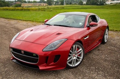 2016 Jaguar F-Type R