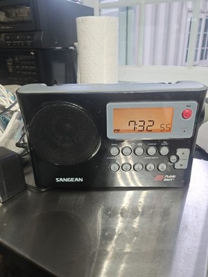 Sangean Portable Digital Receiver Public Alert D Batteries And Electric PR-D4W
