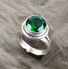 Natural Beautifull Emerald Ring Gemstone 925 Sterling Silver Handmade Jewelery