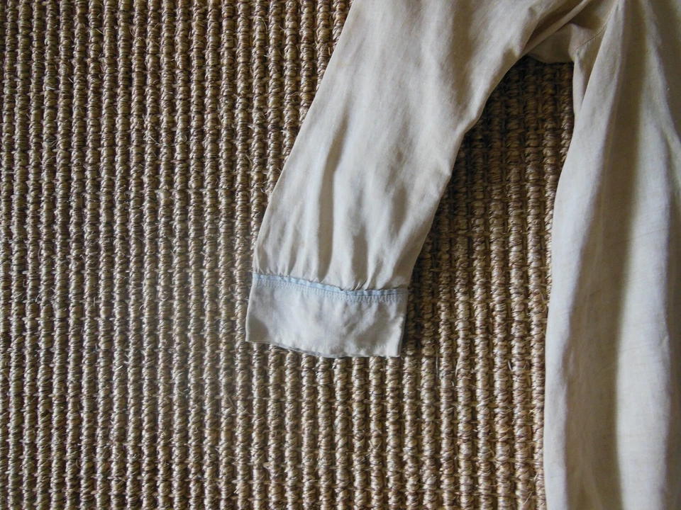 Traje de marinero antiguo para niños Top de algodón beige con ribete azul y botones de fregona Foto 4 de 4