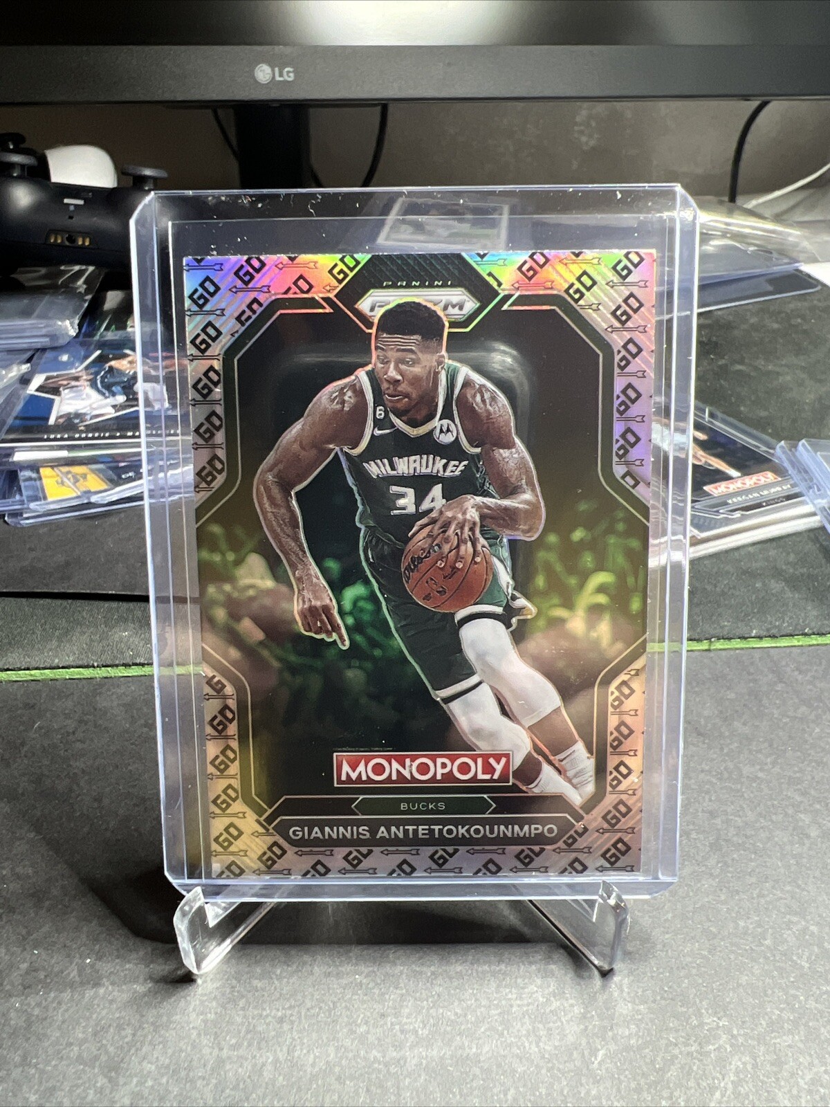 2022-23 Panini Prizm Monopoly #49 Giannis Antetokounmpo GO Space SP Silver Holo