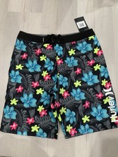 HURLEY BOYS YOUTH SITS ABOVE THE KNEE BOARD SHORTS 16/28 BLACK COLORFUL FLORAL