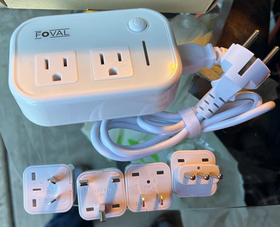 Foval 230 W Travel Adapter Power Converter SGR-LXC200W-2 USB And USB-C Portable - Image 4 of 4