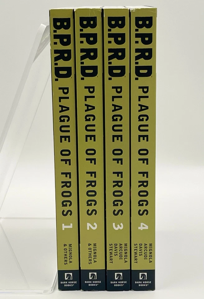 B.P.R.D. Quadrinhos Dark Horse Plague of Frogs Vol 1 2 3 4, por Mike Mignola TPB 2015 - Imagem 3 de 4