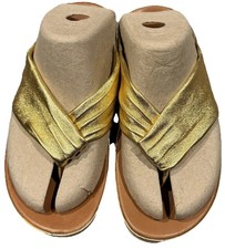 Fitflop Twiss - Gold Leather Toe-thong Sandals - Size 3 - Hardly Worn