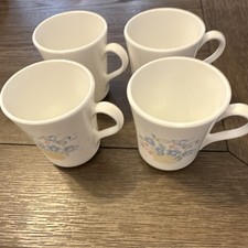 Vintage CorningWare Set of 4 Ceramic Country Cornflower Coffee Mugs