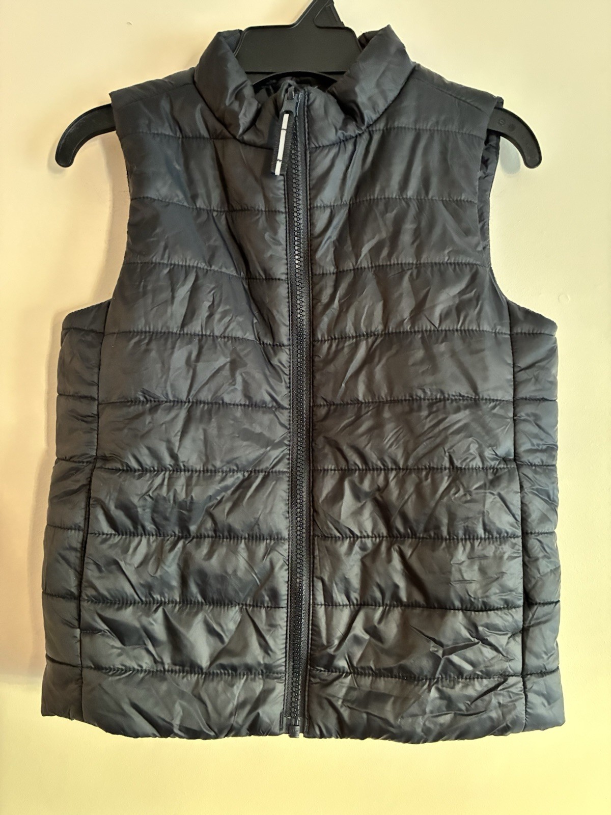 Cat & Jack Kid Boy Girl Solid Black Nylon Polyester Lined Full Zip Puffer Vest M