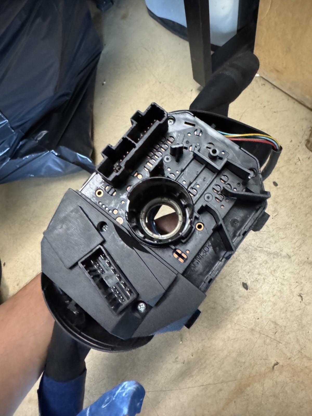 03-19 Maserati Quattroporte GranCabrio M145 Steering Column Switch 188224 OEM