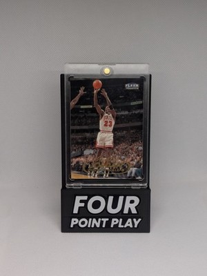1998-99 Fleer Tradition #23 Michael Jordan - Chicago Bulls