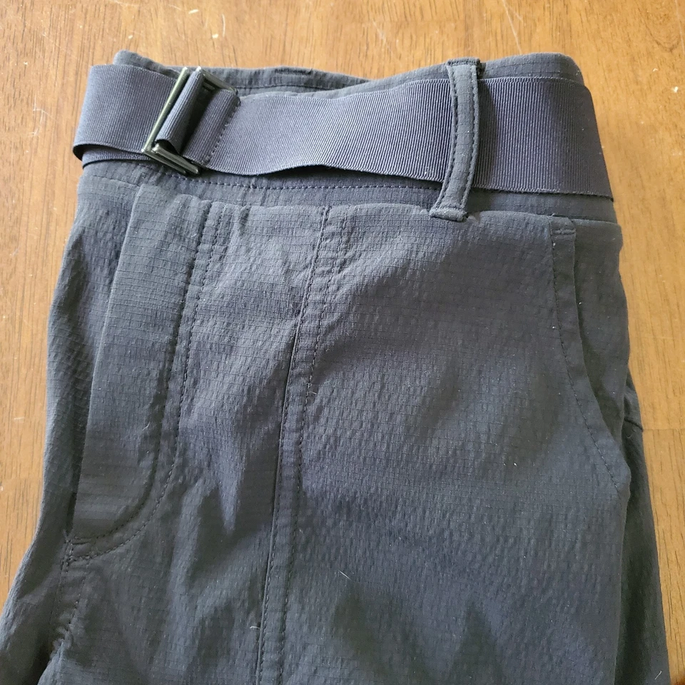Athleta Trekkie Pants Black Size 2 with Belt Zip Pockets & Ankles Hiking EUC - Image 4 of 4