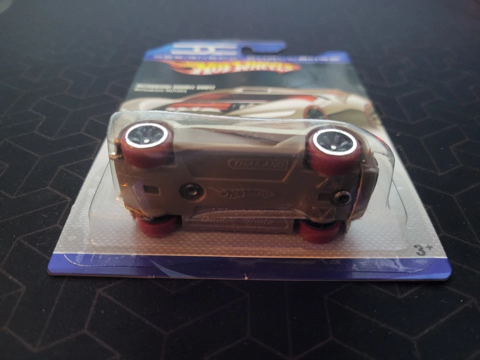 Coche diecast Hot Wheels 2007 Designer Challenge Mitsubishi Double Shotz (blanco) Foto 3 de 4