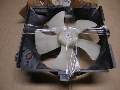 Dodge Neon 2,0 95-99 Lüfter Kühler NOS Mopar OEM 4762338 (344)