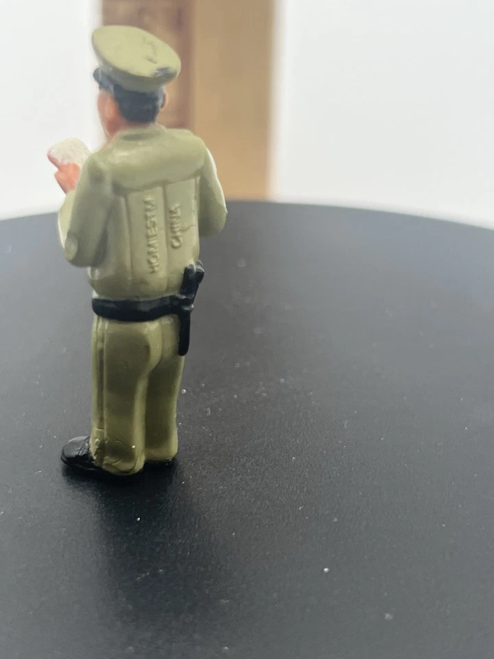 Homies Toy Figure realm vinyl global shop lowrider mijos Series 6 Chepe police - Image 3 of 4