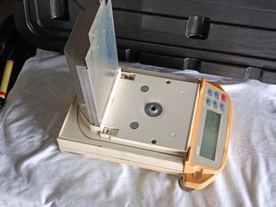 A&D GR-200 ANALYTICAL BALANCE SCALE 30D WARRANTY FAST SHIPPING WORLDWIDE!!! 