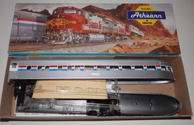 Athearn HO Scale Amtrak III 3339 Streamline Observation Kit #2162