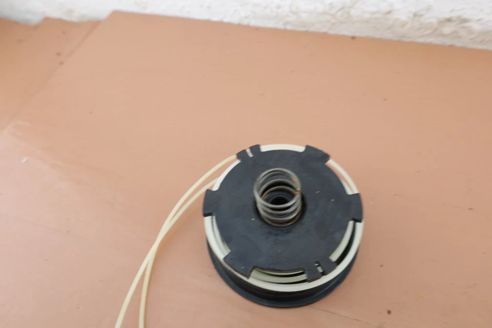 Homelite ST-185 String Trimmer OEM Spool - Image 4 of 4